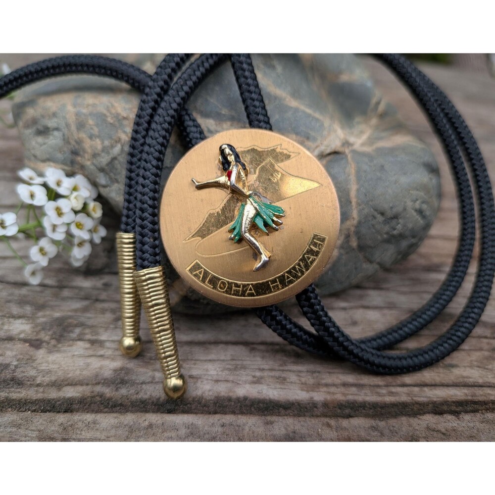Vintage Aloha Hawaii Bolo Tie // Hawaiian Hula Dancer String Tie